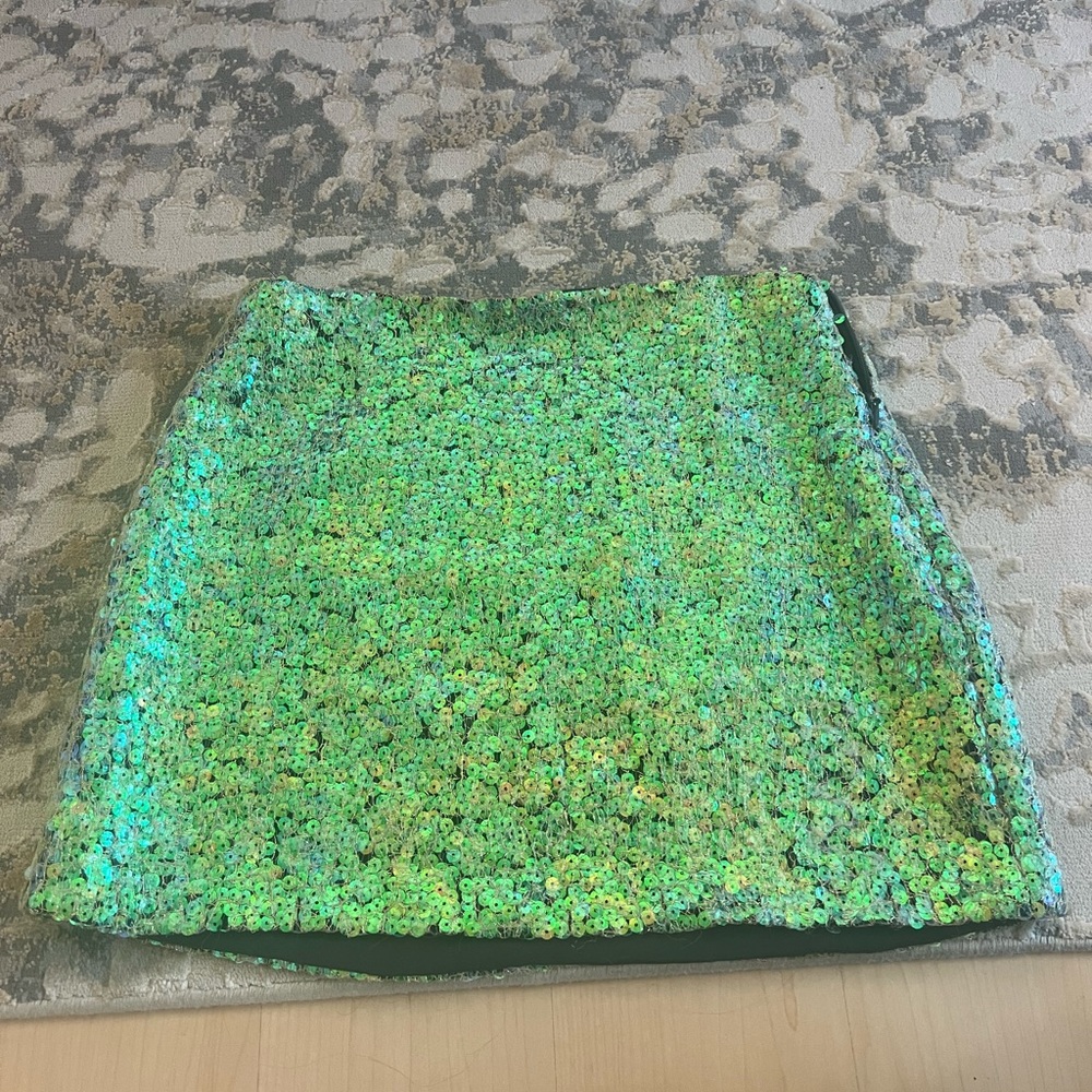 Helmut Lang green sequin miniskirt - Picture 3 of 7